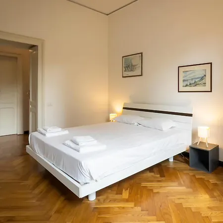 Luxrent Penthouse Crimea * טורינו