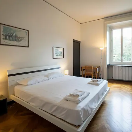 Luxrent Penthouse Crimea טורינו